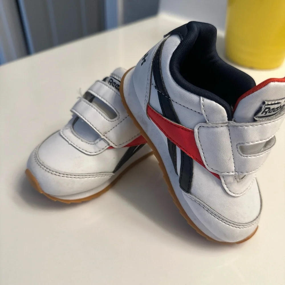 Baby Reebok - Picture 1 of 6